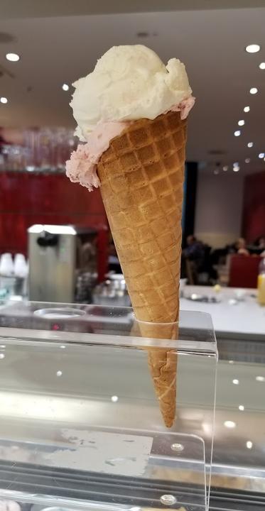 Gelateria La Luna